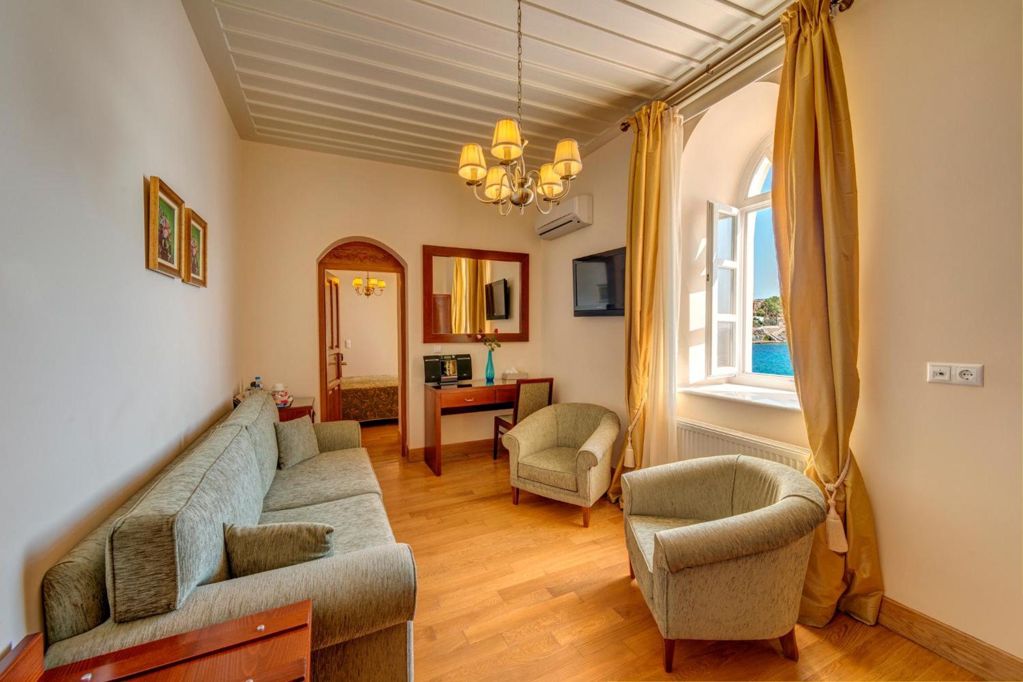 Apollonion Palace Ermoupoli Cameră foto