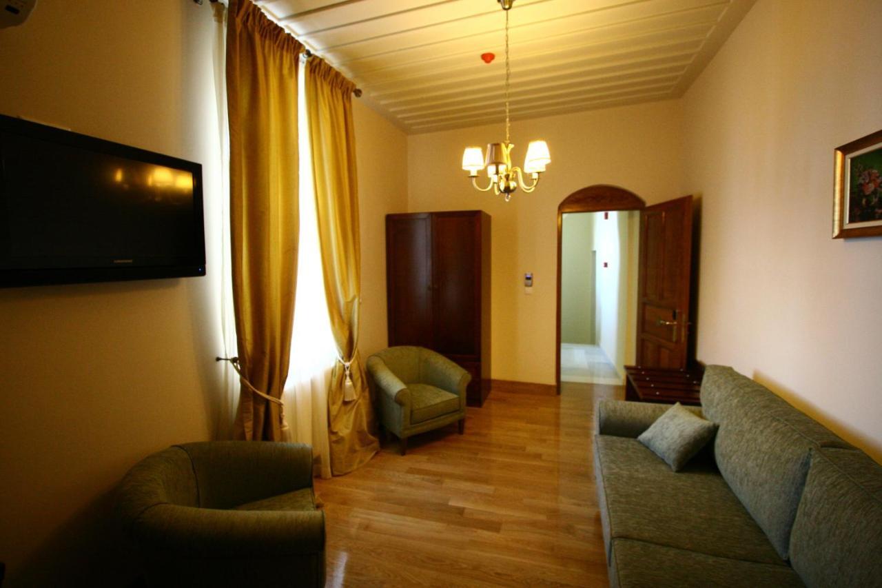 Apollonion Palace Ermoupoli Cameră foto